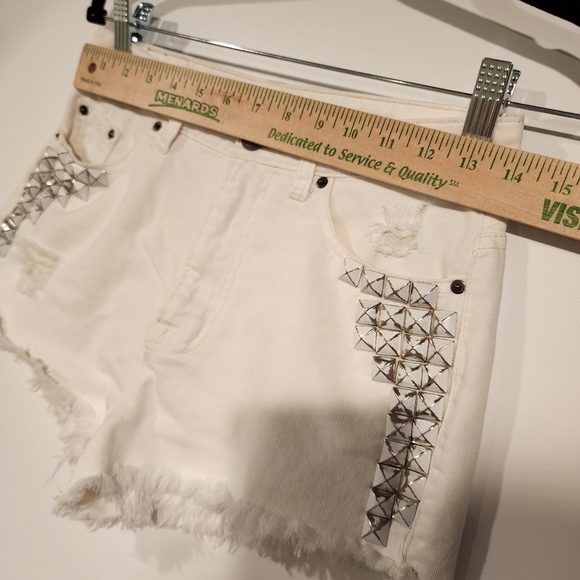 BDG Urban Outfitters Studded Distressed Shorts White High Rise Dree Cheeky Short - Picture 8 of 10